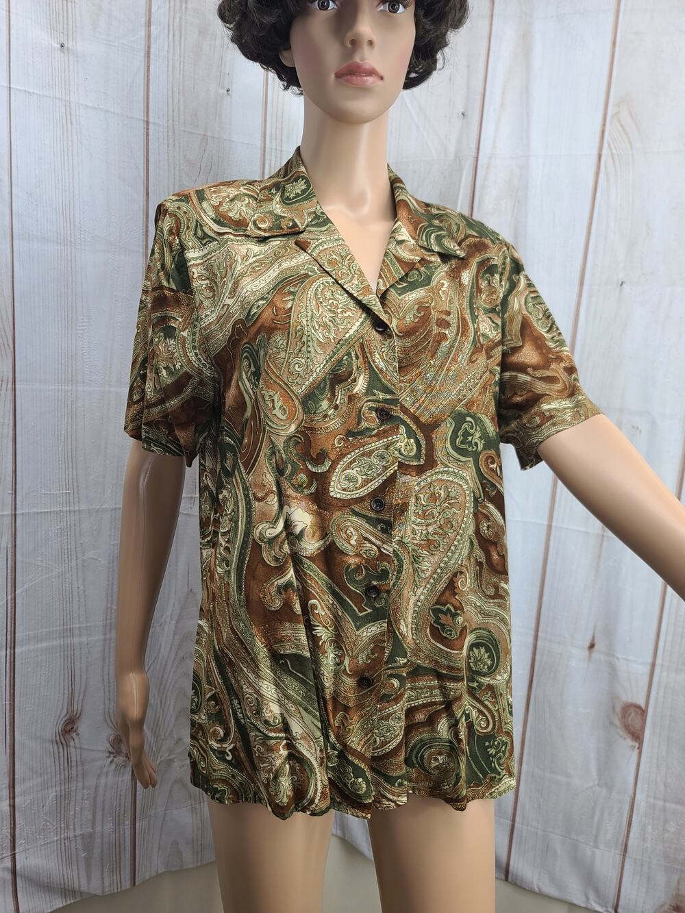 Vintage Cricket Lane Women L Short Sleeve Button Down Shirt Earth-Tone Paisley